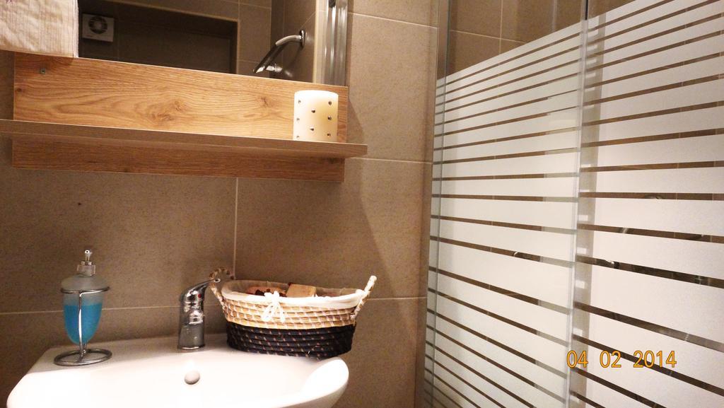 Smaragdi Studios Pefkari Habitación foto